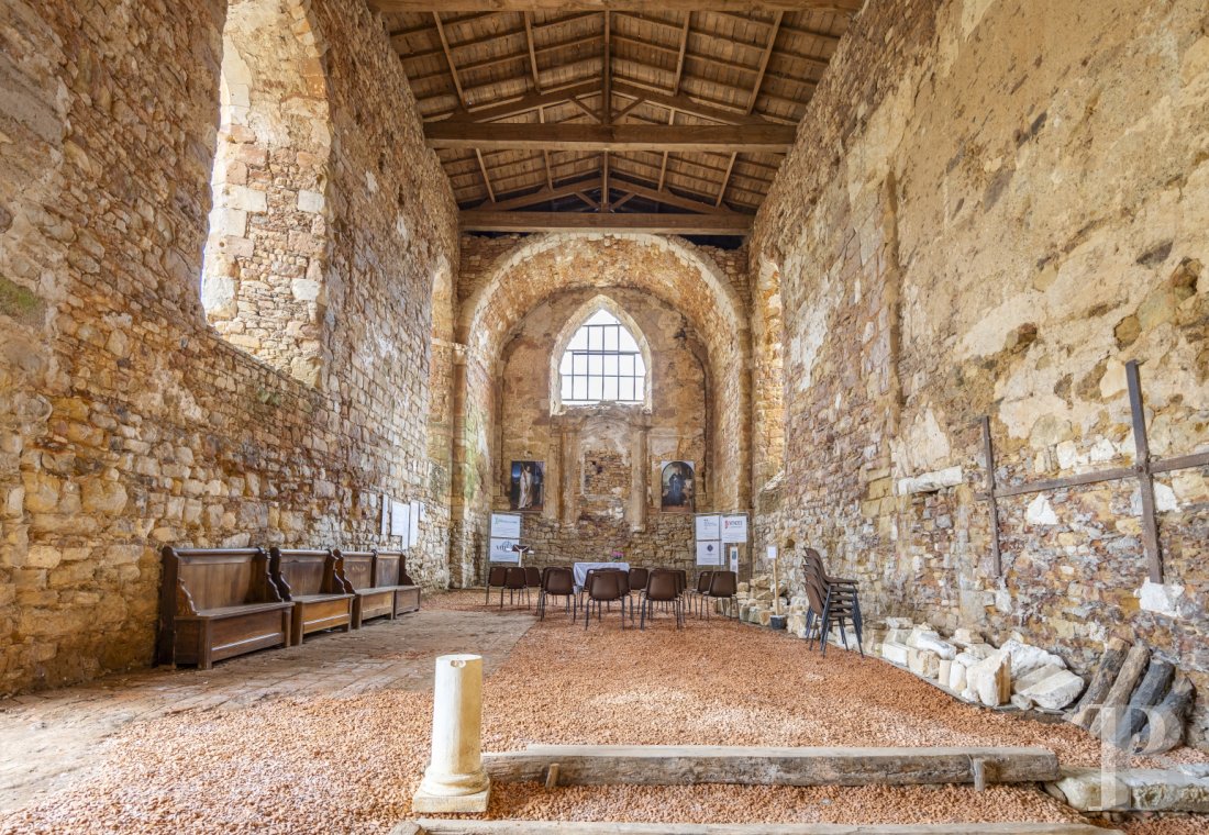 En Vendée, non loin de La Roche-sur-Yon, une ancienne abbaye cistercienne rénovée pour de calmes séjours - photo  n°11
